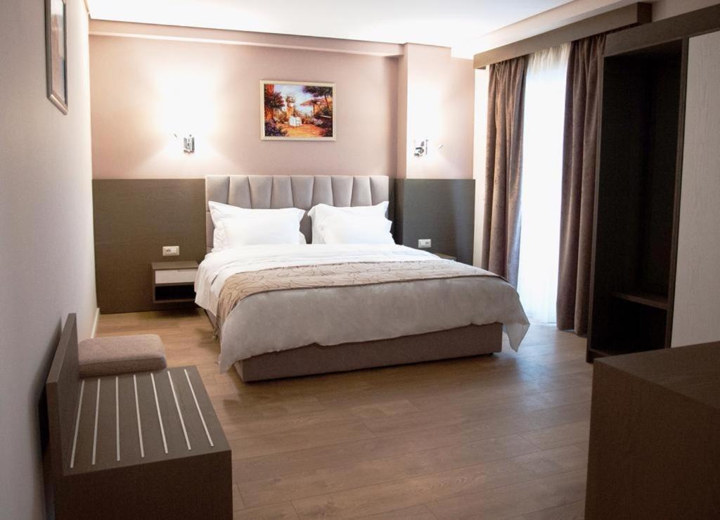 Agsel Hotel & Spa Tiranë Luaran gambar